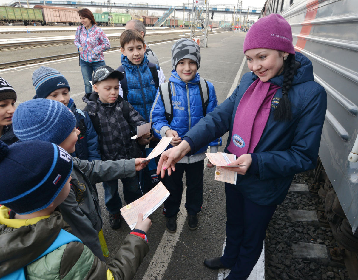 Более 40 тысяч пассажиров стали участниками экскурсионных маршрутов «Познаем Алтай» в 2025 году